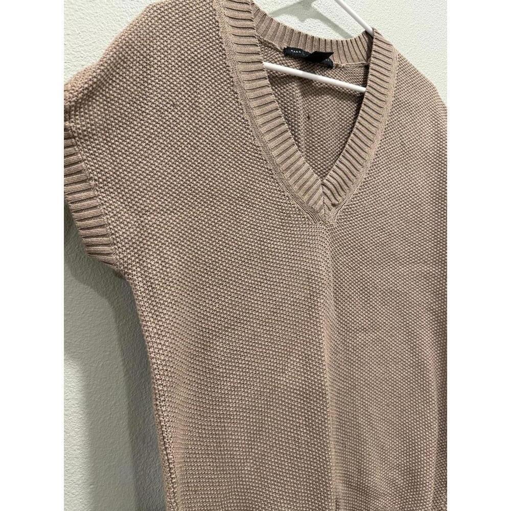 Marc by Marc Jacobs Women's Knit V-Neck Sweater Vest, Small - Picture 3 of 5